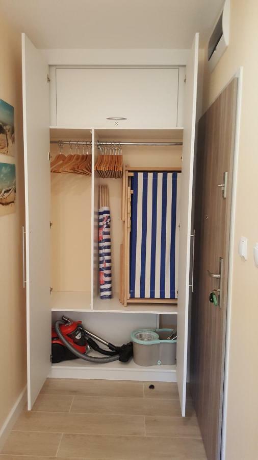 Klifowarewal Z Widokiem Na Morze Apartment ภายนอก รูปภาพ